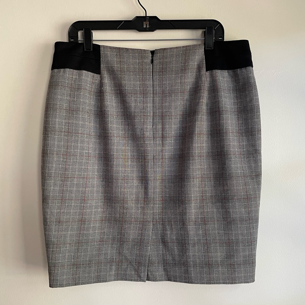The Limited Gray Plaid Pencil Mini Skirt Size 14 - Picture 3 of 5